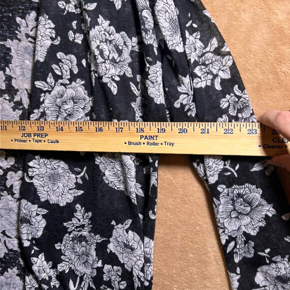 One A Women Medium Black White Floral Knit‎ Lace Long Sleeve Open Cardigan (V) - Picture 4 of 7